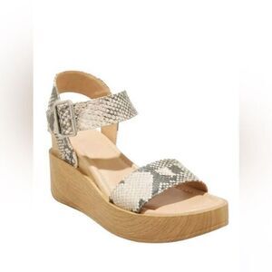 *NEW* Women's Ember Printed Platform Sandals Universal Thread